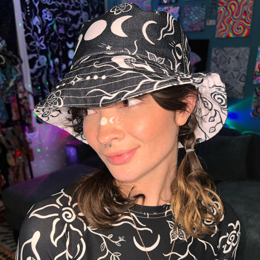 Reversible Bucket Hat "Midnight Magic" Design