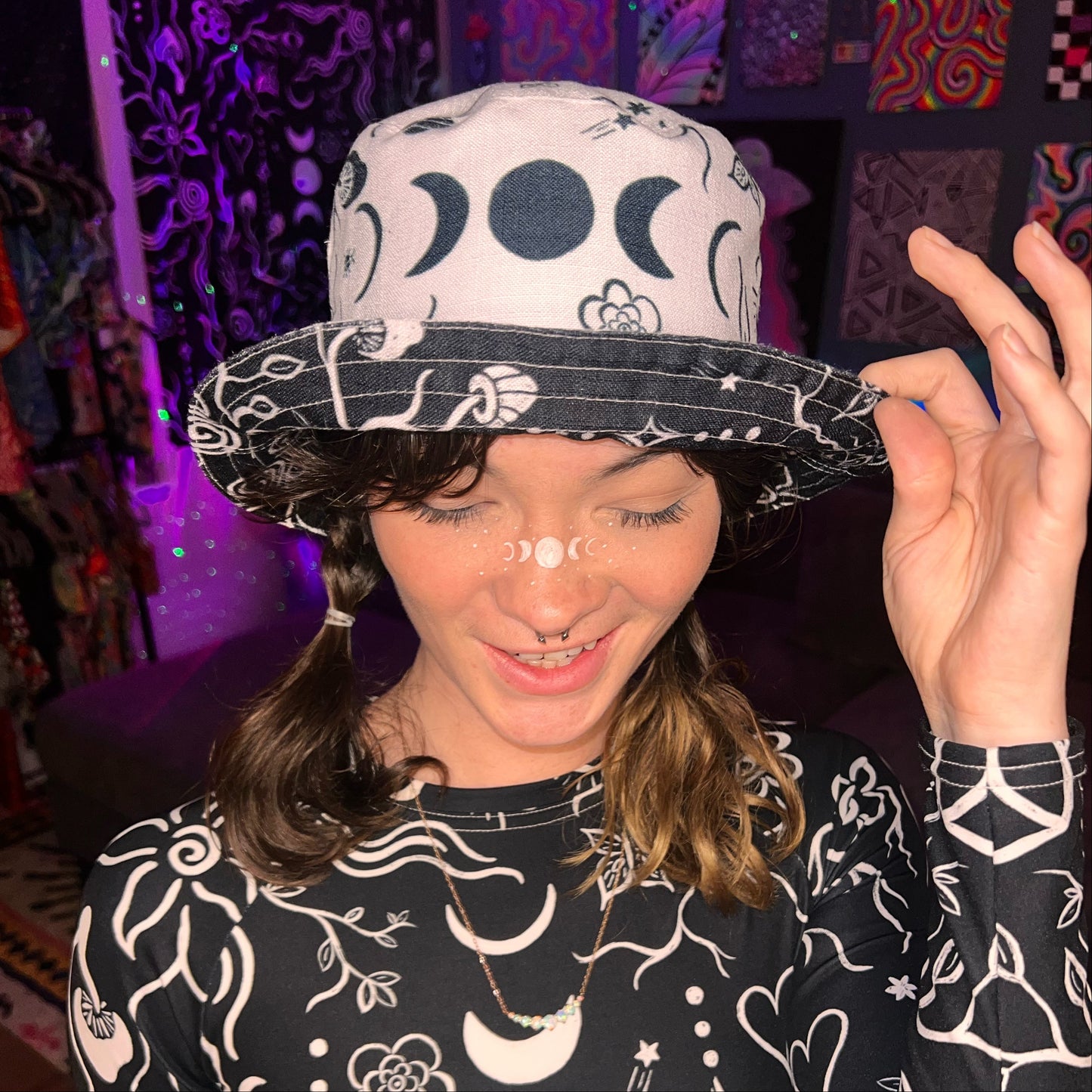 Reversible Bucket Hat "Midnight Magic" Design