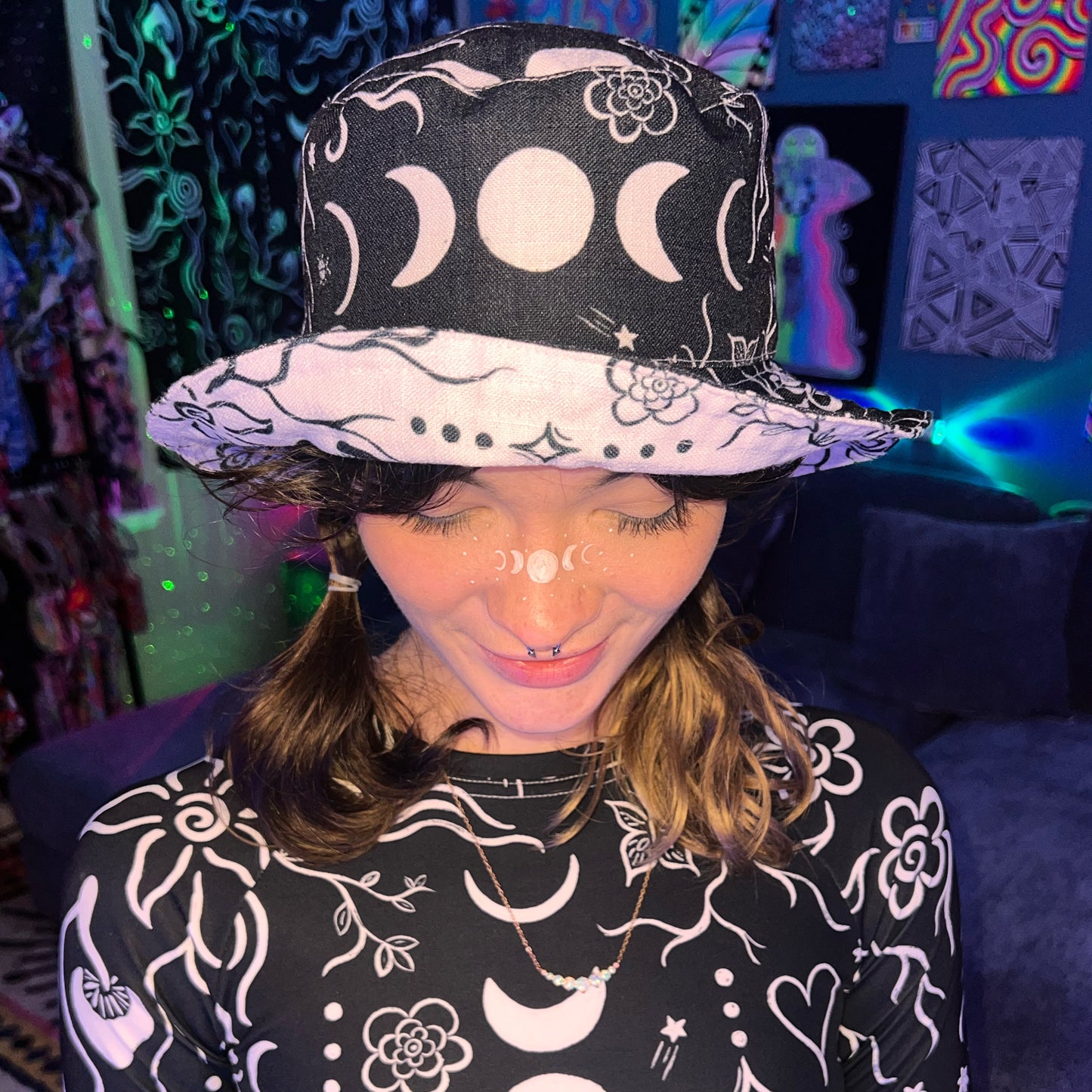 Reversible Bucket Hat "Midnight Magic" Design